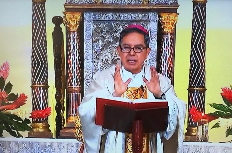 Luis José Rueda propone cuatro claves para alcanzar la santidad