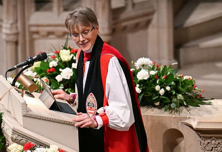Mariann Edgar Budde, obispa episcopaliana de Washington