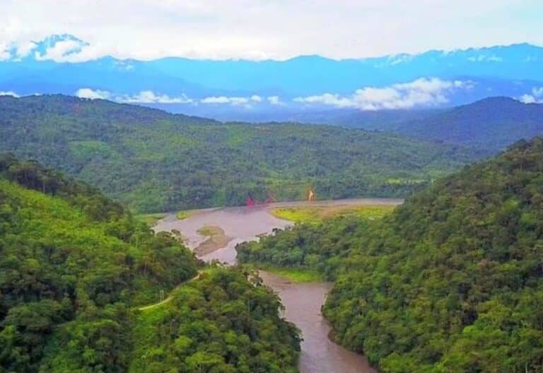 Los obispos de la Amazonía peruana denuncian un duro golpe contra las organizaciones de ayuda